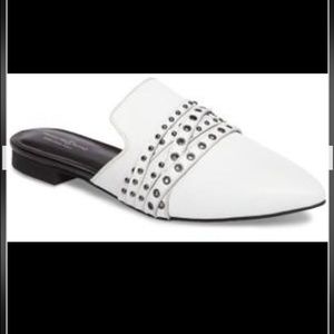 Something Navy Treasure Bond White Leather Loafer